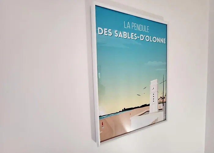 T3 Avec Terrasse, Garage - La Chaume - Fr-1-92-765 Apartamento