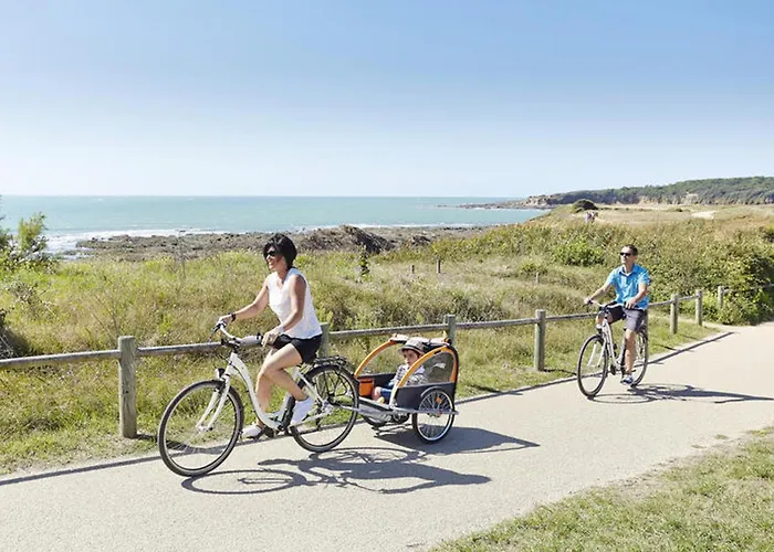 T3 Avec Terrasse, Garage - La Chaume - Fr-1-92-765 *